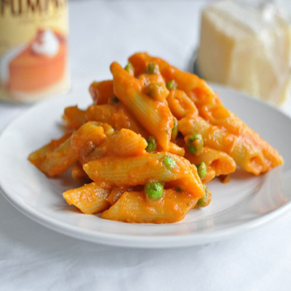 Balloon vine leaves Pasta